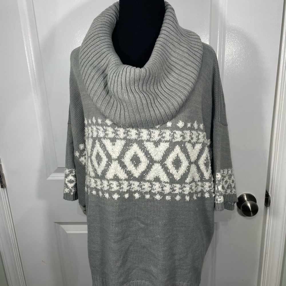 Style&co Cozy Gray and White Cowl Neck Sweater Size Large CB-L